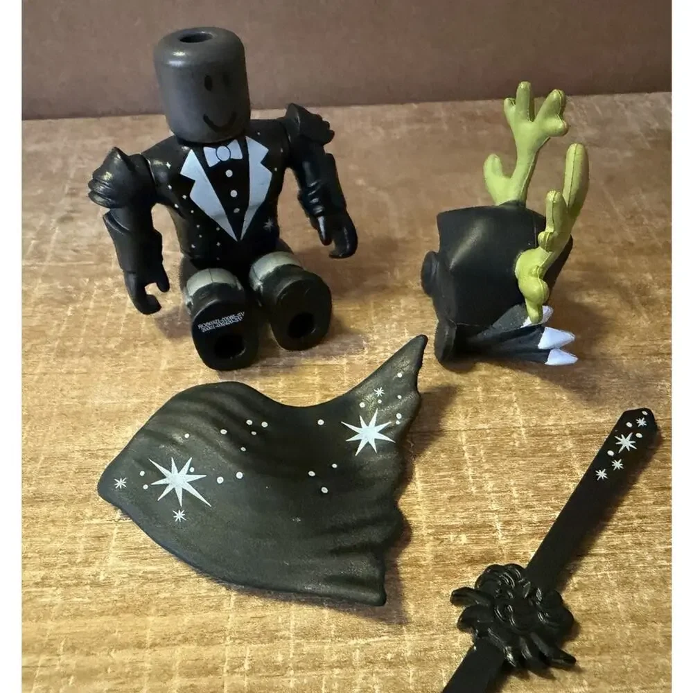 Gods Galaxy Roblox Series 8 w/accessories
